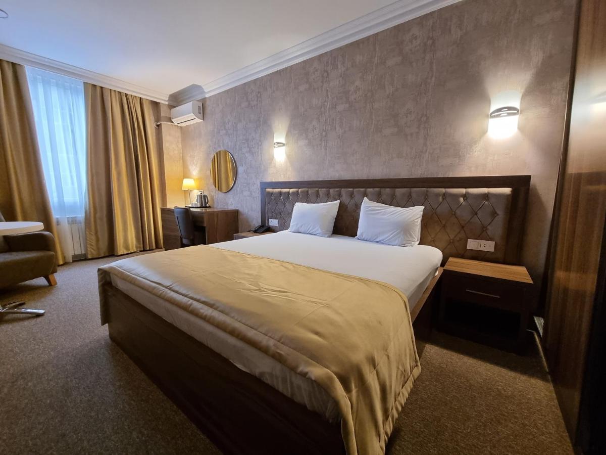 Royal Sapphire Hotel Bakü Dış mekan fotoğraf