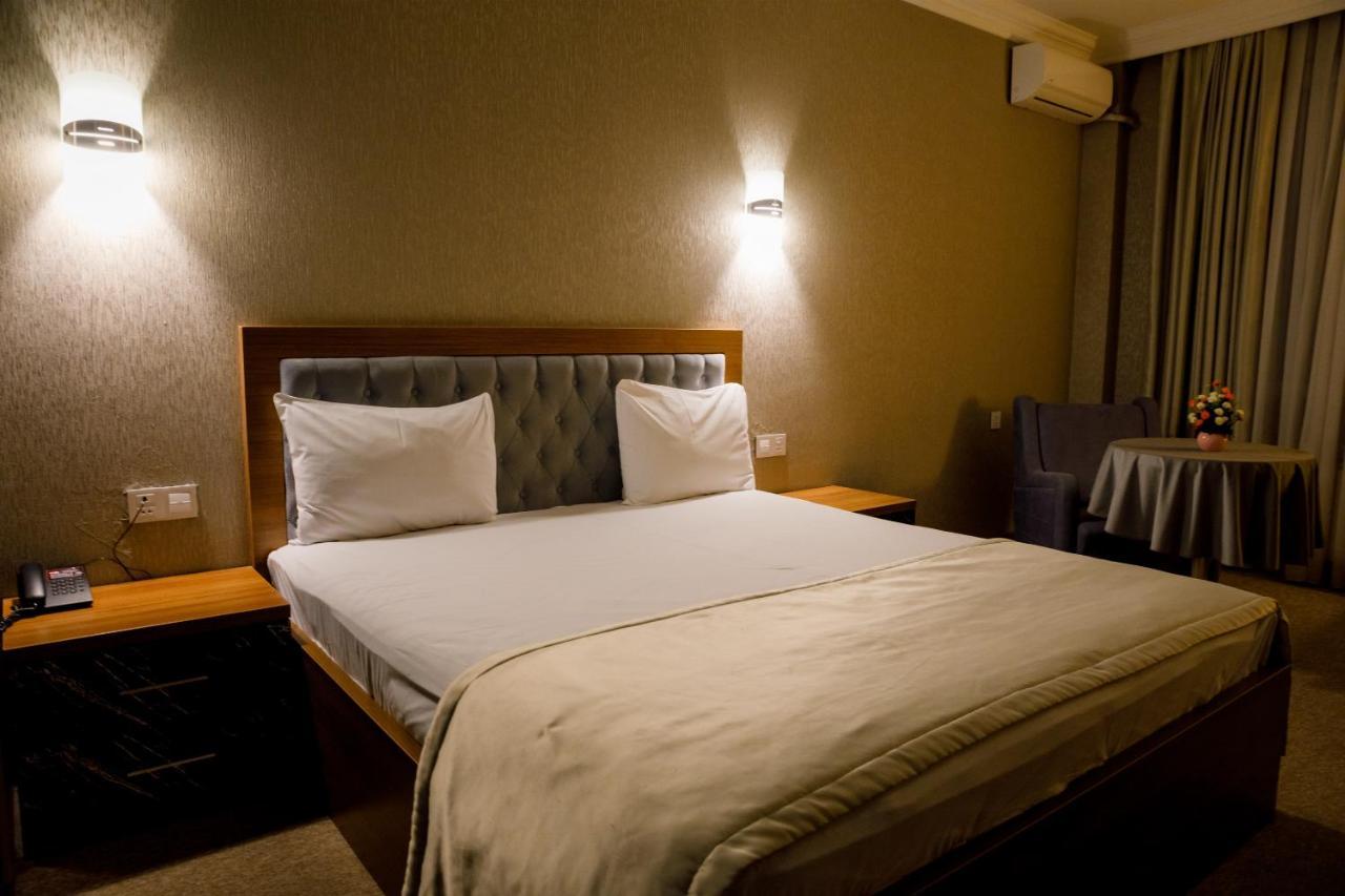 Royal Sapphire Hotel Bakü Dış mekan fotoğraf